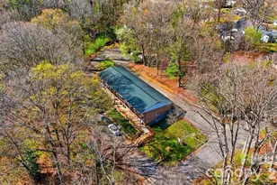 1075 7th Ave NW, Hickory, NC 28601 - Photo 9