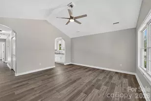 405 Falls Ave, Granite Falls, NC 28630 - Photo 3