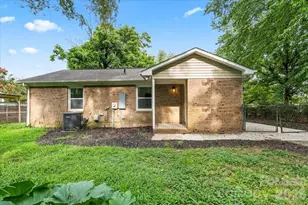 9828 Starwood Dr, Charlotte, NC 28215 - Photo 29