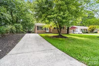 9828 Starwood Drive, Charlotte, NC 28215 - Photo 5