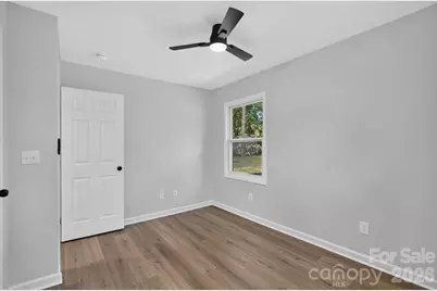 9828 Starwood Drive, Charlotte, NC 28215 - Photo 21