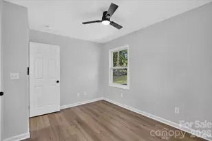 9828 Starwood Dr, Charlotte, NC 28215 - Photo 21