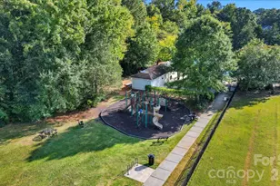2543 Grantham Place Dr, Fort Mill, SC 29715 - Photo 45