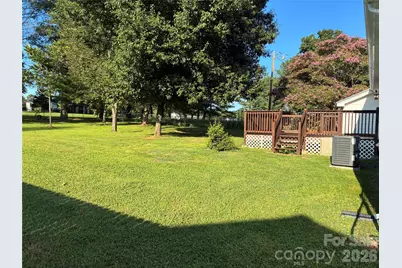 1008 Hopedale Drive, Lenoir, NC 28645 - Photo 7