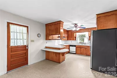 6714 W Nc 10 Highway, Vale, NC 28168 - Photo 15