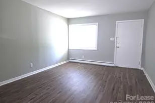 3940 Arbor Ln, Charlotte, NC 28209 - Photo 3