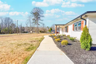 226 Hardin Circle, Grover, NC 28073 - Photo 5