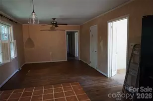 5214 Northview Dr, Hickory, NC 28601 - Photo 11