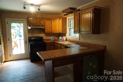 5214 Northview Drive, Hickory, NC 28601 - Photo 7
