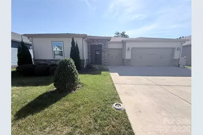 5989 Pier Drive, Denver, NC 28037 - Photo 1