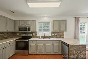 3618 Easthampton Dr, Gastonia, NC 28056 - Photo 15