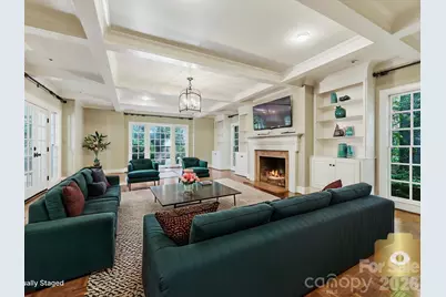 2035 Pinewood Circle, Charlotte, NC 28211 - Photo 7
