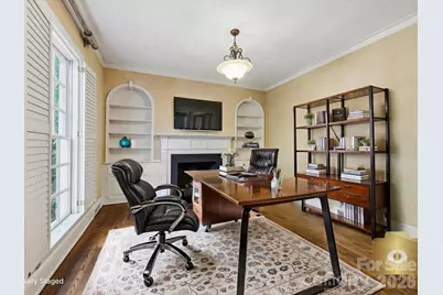 2035 Pinewood Circle, Charlotte, NC 28211 - Photo 5