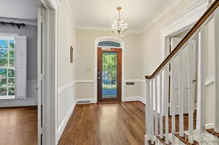 2035 Pinewood Cir, Charlotte, NC 28211 - Photo 3