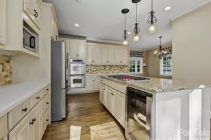 2035 Pinewood Cir, Charlotte, NC 28211 - Photo 9