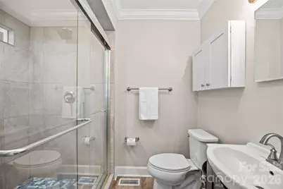 7400 Thorncliff Drive, Charlotte, NC 28210 - Photo 19