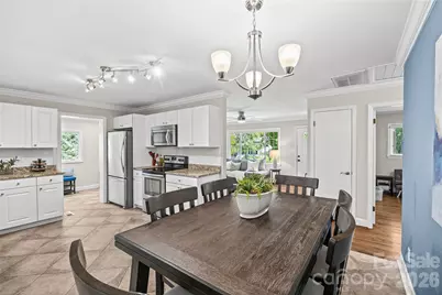 7400 Thorncliff Drive, Charlotte, NC 28210 - Photo 11