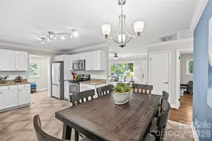 7400 Thorncliff Dr, Charlotte, NC 28210 - Photo 11