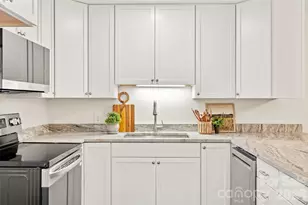 131 Colony Dr, Arden, NC 28704 - Photo 3
