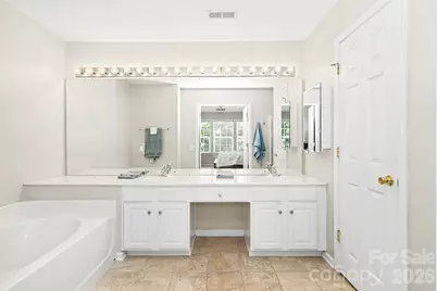 6614 Beverly Springs Drive, Charlotte, NC 28270 - Photo 13