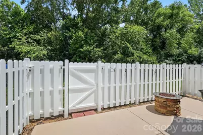 6614 Beverly Springs Drive, Charlotte, NC 28270 - Photo 21