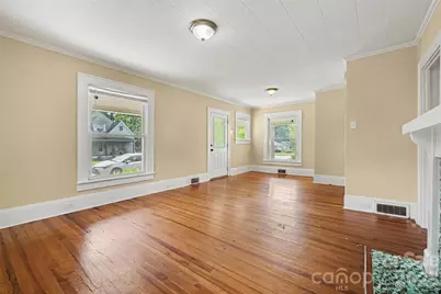 126 E Division Avenue, East Spencer, NC 28144 - Photo 3
