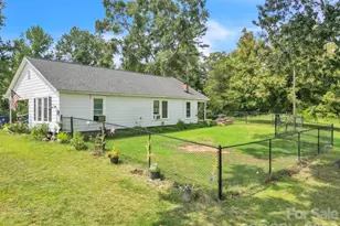 140 Painter Rd, Mooresboro, NC 28114 - Photo 23
