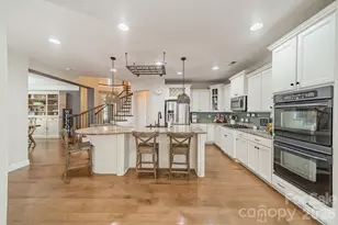9428 Ardrey Woods Dr, Charlotte, NC 28277 - Photo 13