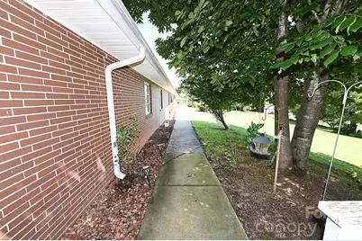2544 Grandview Circle SW, Lenoir, NC 28645 - Photo 15
