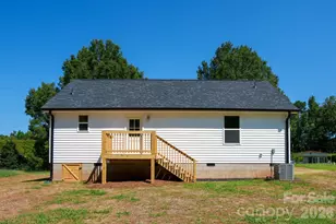 409 Queens Rd, Gastonia, NC 28052 - Photo 5