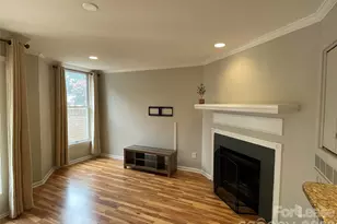 300 S Cedar St, Charlotte, NC 28202 - Photo 3