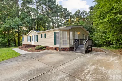 223 Ridge Creek Drive, Troutman, NC 28166 - Photo 3