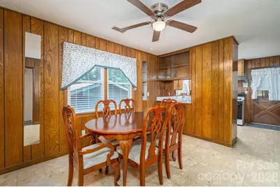 1306 11th Avenue SE, Hickory, NC 28602 - Photo 15