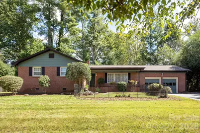 224 Lyndale Road, Hendersonville, NC 28739 - Photo 1