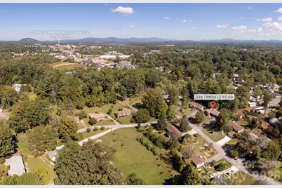 224 Lyndale Road, Hendersonville, NC 28739 - Photo 7