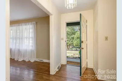 224 Lyndale Road, Hendersonville, NC 28739 - Photo 11
