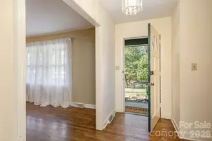 224 Lyndale Rd, Hendersonville, NC 28739 - Photo 11