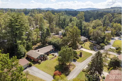 224 Lyndale Road, Hendersonville, NC 28739 - Photo 35