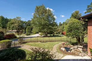 224 Lyndale Rd, Hendersonville, NC 28739 - Photo 9