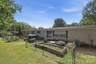 2607 Forsythe Ln, Concord, NC 28025 - Photo 33