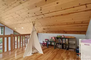359 Shull Farm Rd, Burnsville, NC 28714 - Photo 29