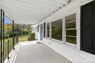 111 Sherwood Rd, Swannanoa, NC 28778 - Photo 7