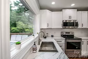 476 Summit Ave, Statesville, NC 28677 - Photo 9