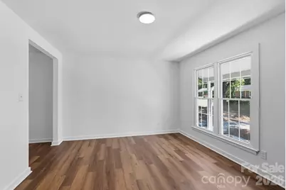 823 Farmcrest Drive, Charlotte, NC 28206 - Photo 9
