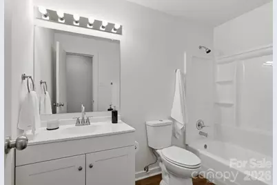 823 Farmcrest Drive, Charlotte, NC 28206 - Photo 19