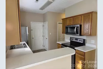 5325 Timbertop Lane, Charlotte, NC 28215 - Photo 5