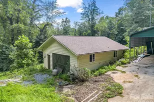 200 Woodland Cir, Rutherfordton, NC 28139 - Photo 5
