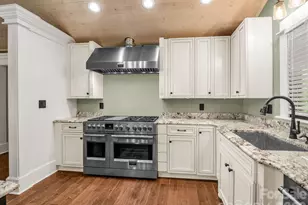 200 Woodland Cir, Rutherfordton, NC 28139 - Photo 23