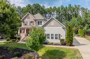 317 Holdsworth Dr, Mount Holly, NC 28120 - Photo 1