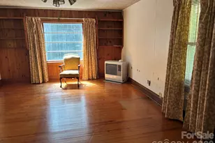 377 Sam Gouge Rd, Bakersville, NC 28705 - Photo 9